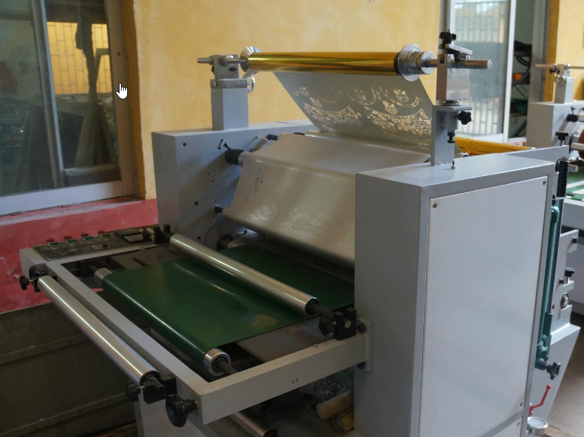 Hot stamping machine